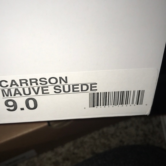 Heels - Picture 3 of 3